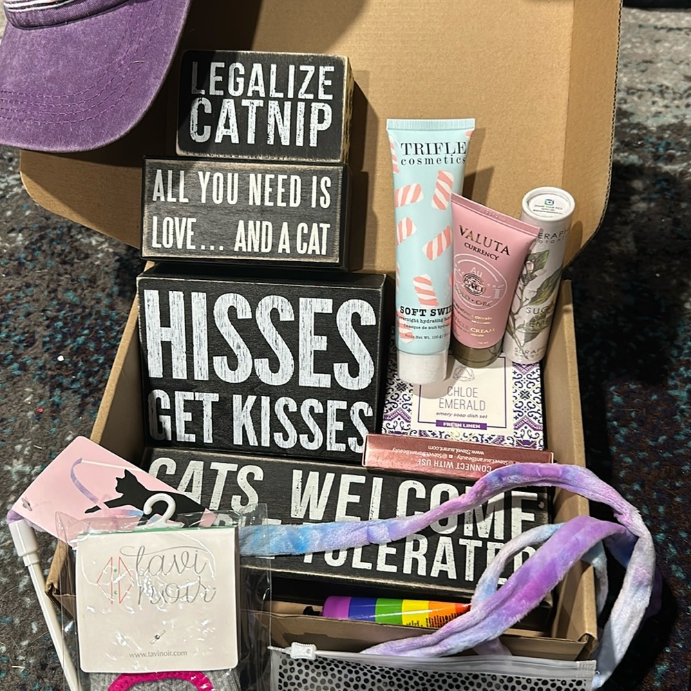 Cat mom bundle box